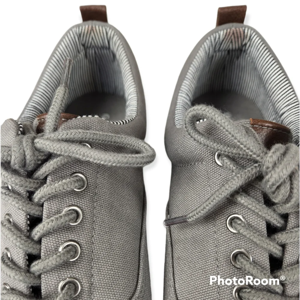 Goodfellow & Co Gray and White Canvas Deck/boat shoes size 10